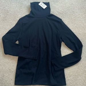 Charter Club black turtle neck Size M NWT
